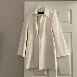 Zara white coat with bell sleeves. Like new. Size S